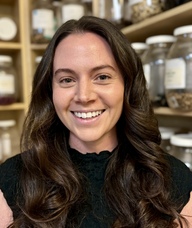 Book an Appointment with Lauren Dunn for Holistic Aesthetics