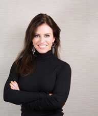 Book an Appointment with 2) Sarah Vennix BSN-RN, Aesthetic PCP for Consultations