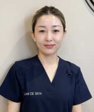 Book an Appointment with Amy Gao for Targeted Facials