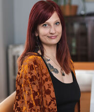 Book an Appointment with Lauren Sees for Therapeutic Massage