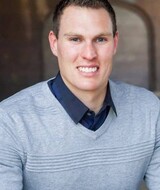 Book an Appointment with Dr. Thad Betzold at Fife Chiropractic