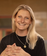 Book an Appointment with Nicole Lonergan for Acupuncture