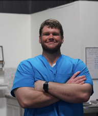 Book an Appointment with Davis Harker for Chiropractic